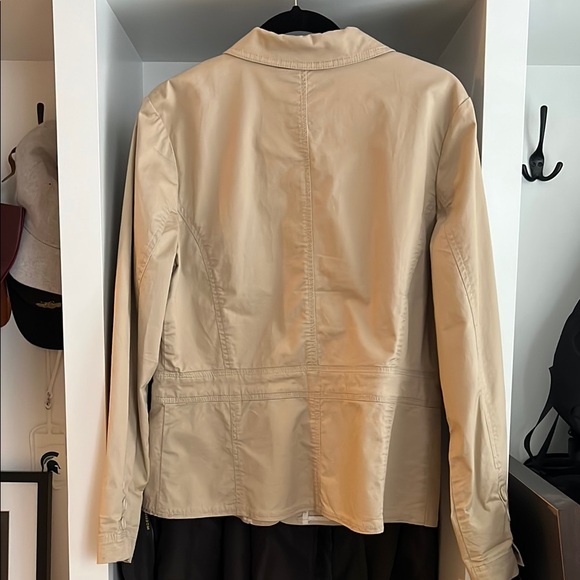 Cream Tan Tailored Blazer with Notched Lapel - Picture 5 of 6